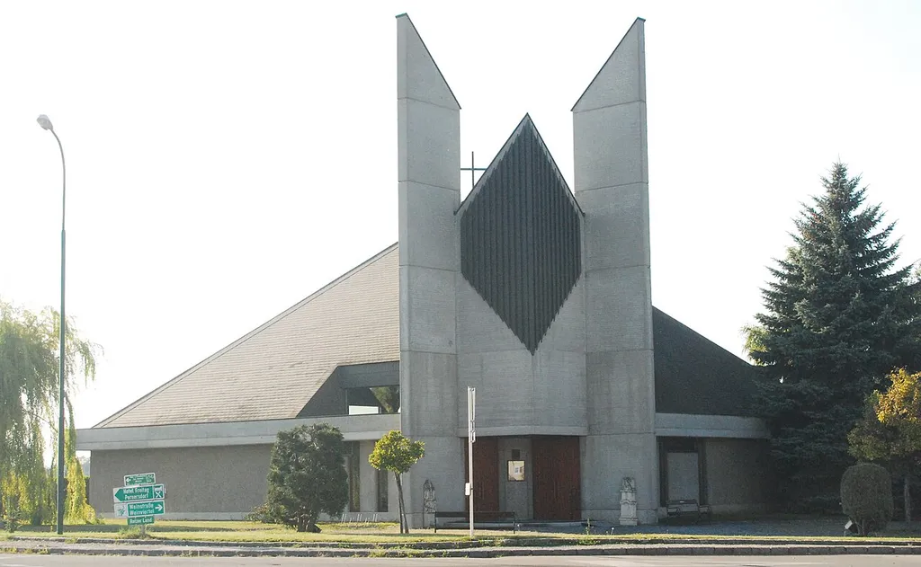 Neue Pfarrkirche von Jetzelsdorf in Niederösterreich