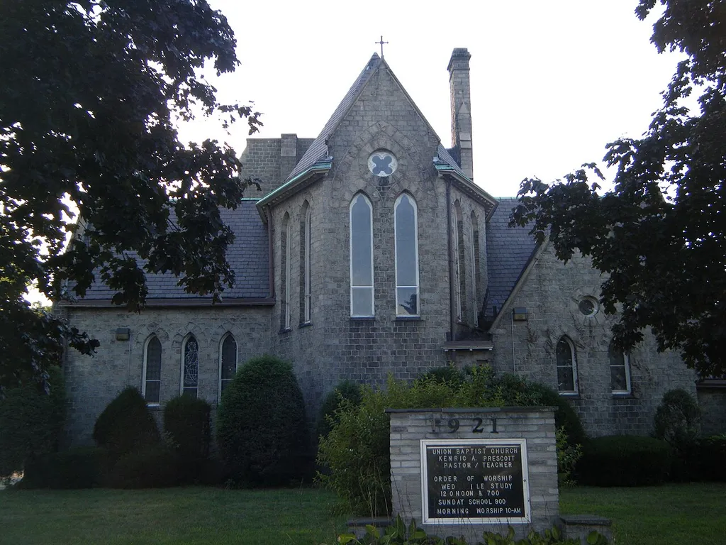 Union Baptist Church in en:Hartford, CT.