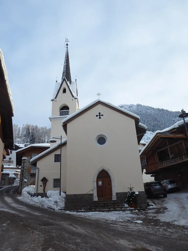 Someda (Moena, Trentino, Italy), Saints Roch, Fabian and Sebastian church