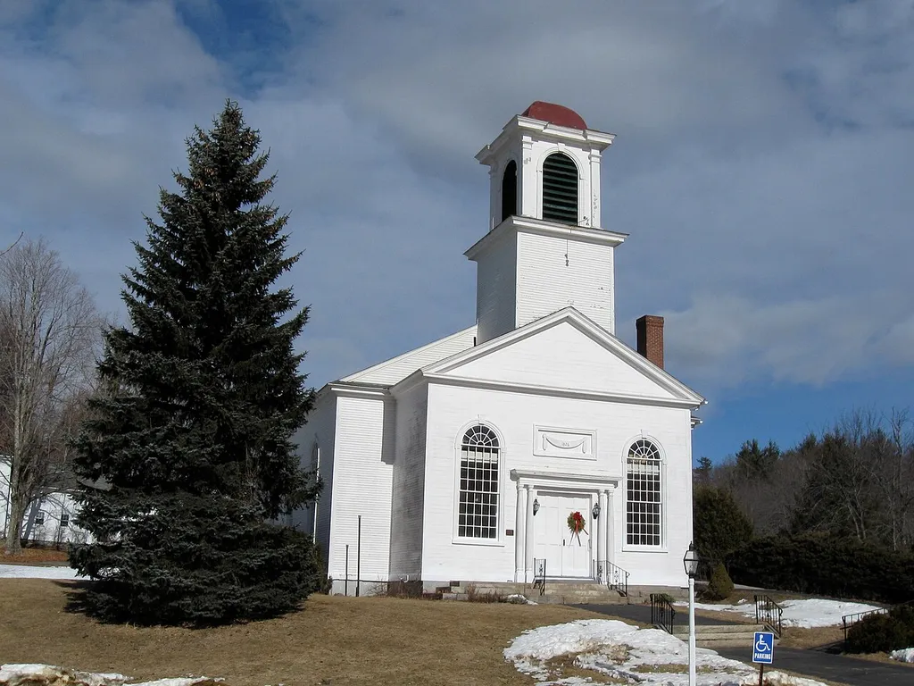 Centre Congregational Church, Gilmanton, New Hampshire. Photo by Ken Gallager, February 15, 2010.