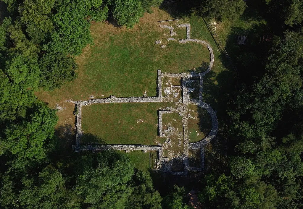 Early christian basilica on the Doss Trento (Trento, Italy)