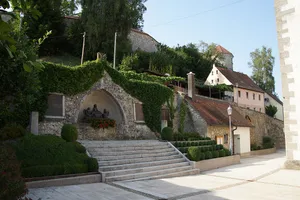 Kirchhofbefestigung Kirchengasse 2 (D-5-74-140-8#1)