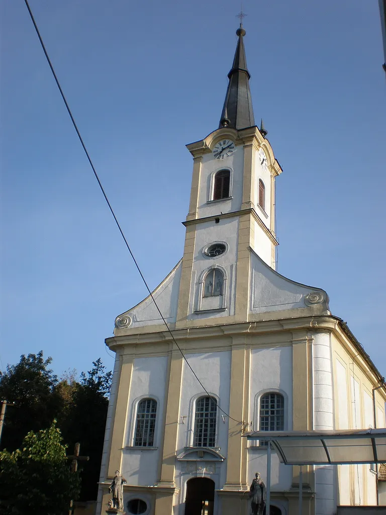 This media shows the protected monument with the number 108-407/0 CHMSK/108-407/0,CHMSK/108-407(other) in the Slovak Republic.