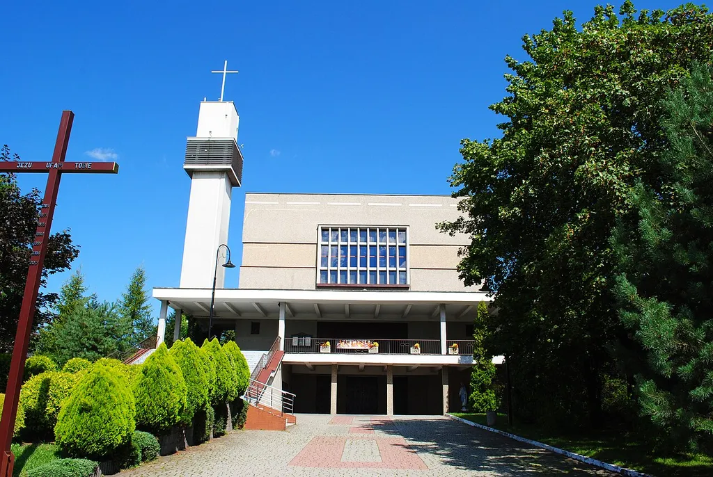 Katowice - Szopienice-Burowiec. Ulica Siewna. Kościół Matki Bożej Nieustającej Pomocy
