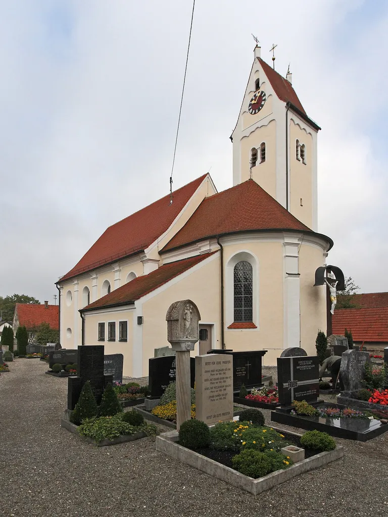 Pfarrkirche Sankt Laurentius in Nattenhausen, Gemeinde Breitenthal; Ansicht von Südosten