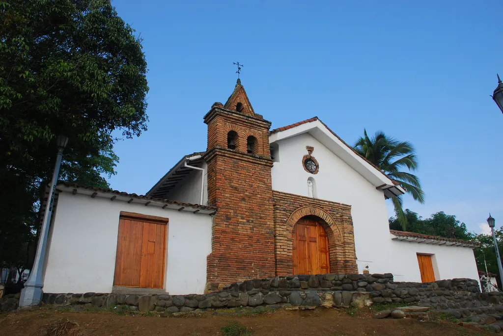 Picture of the San Antonio Church. Made by Mario Carvajal, from flickr.