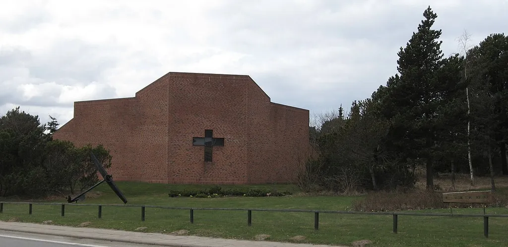 Emmersbæk kirke, Hirtshals