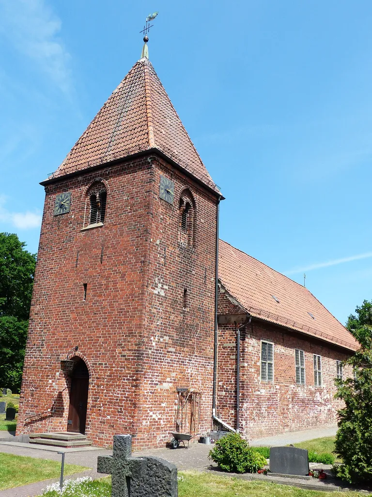 Kirche in Wasserhorst, Bremen, nahe dem Zusammenfluss von Wümme und Hamme zur Lesum