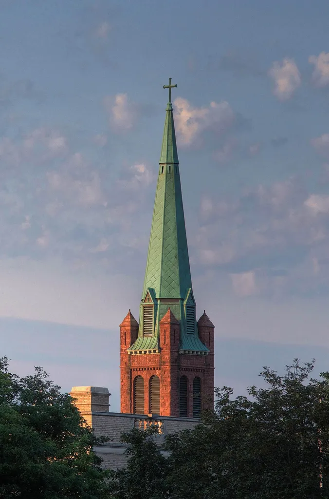 Church of Saint Stephen as seen from Washburn Fair Oaks Park