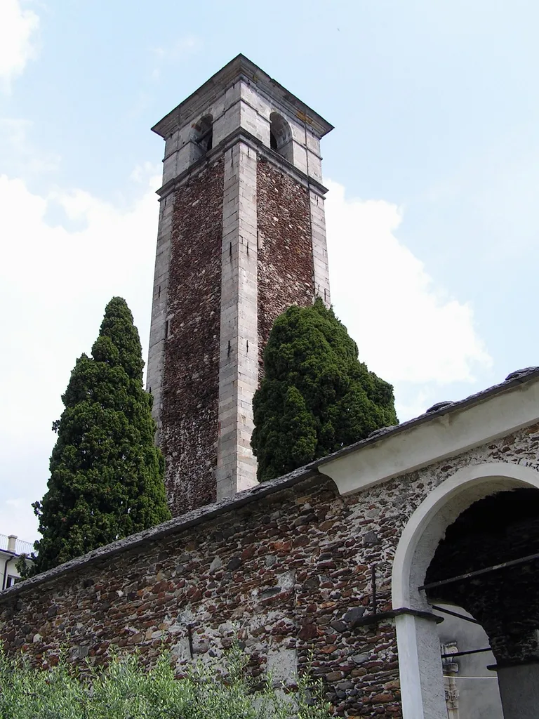 Via Valmara 7, Brissago. Clocher de l'église Madonna del Ponte.