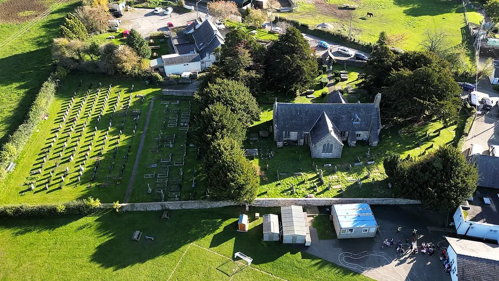Tremeirchion, Sir Ddinbych (Denbighshire), Cymru ym Mryniau Clwyd