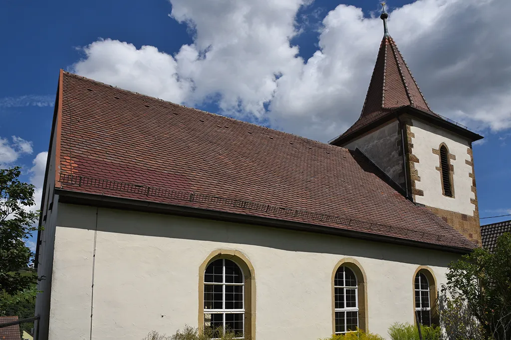 Heilig-Kreuz-Kirche in Weiler an der Zaber von Südwesten