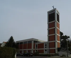 Friedenskirche (Frankfurt-Harheim)