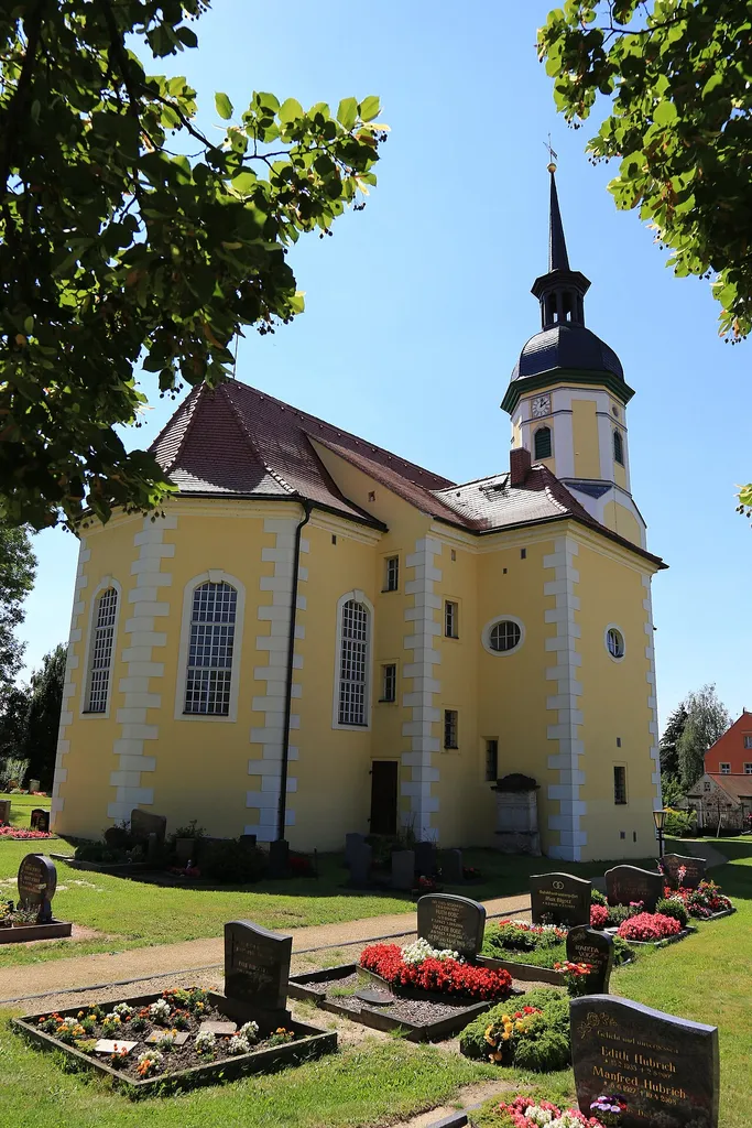 Kirche Gröbern August 2017 (2)