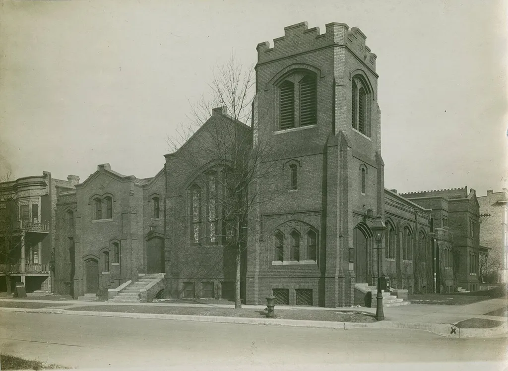 " United Presbyterian, Woodlawn Ave. 62nd"--Photograph verso.