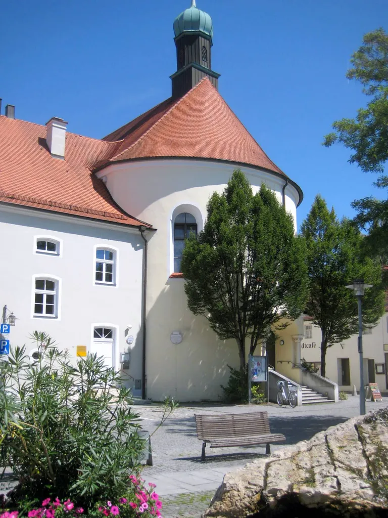 Vohburg an der Donau ist eine Gemeinde im Landkreis Pfaffenhofen a.d. Ilm.