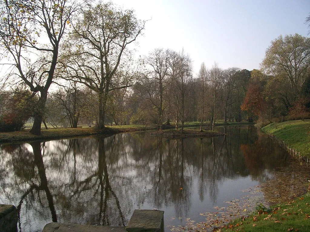 the English park Althaldensleben-Hundisburg, here lake with island (Rousseau-Insel)