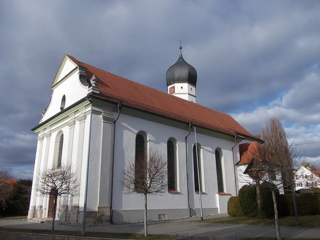Die Pfarrkirche St. Pankratius und Dorothea von Süden