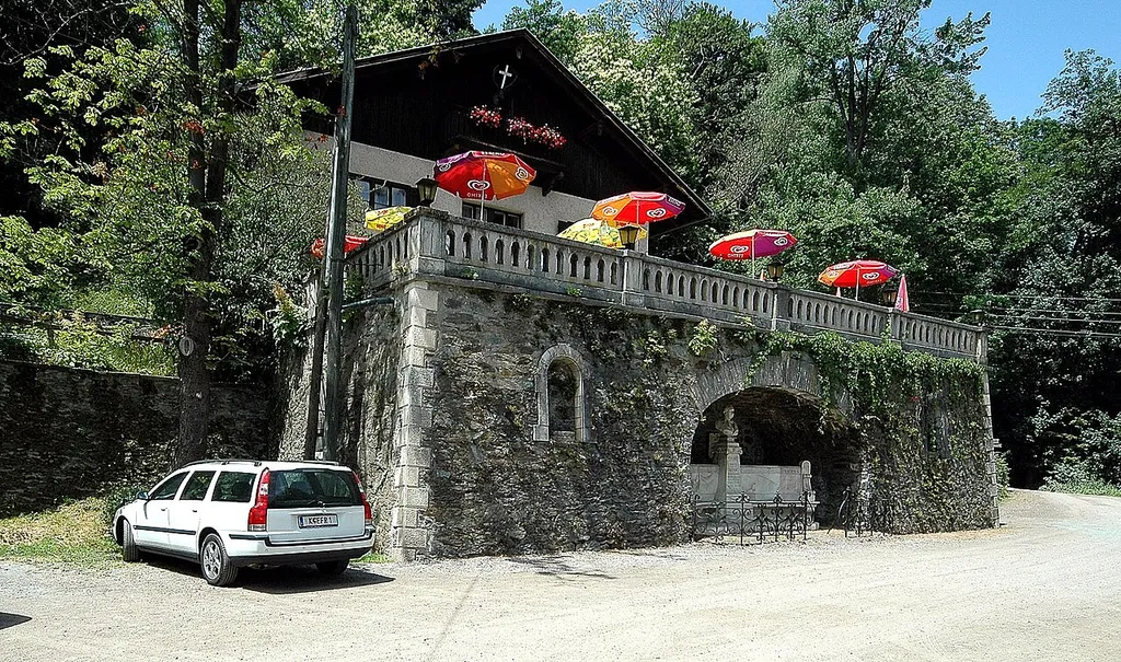 Restaurant Schweizerhaus, Kreuzbergl 11, capital Klagenfurth, Carinthia, Austria, EU
