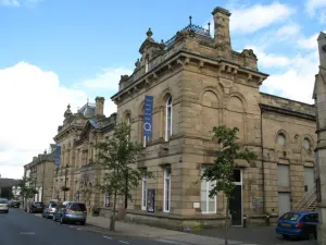 Queen's Hall Arts Centre