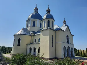 Saints Peter and Paul church, Druzhba, Ternopil Oblast (OCU)