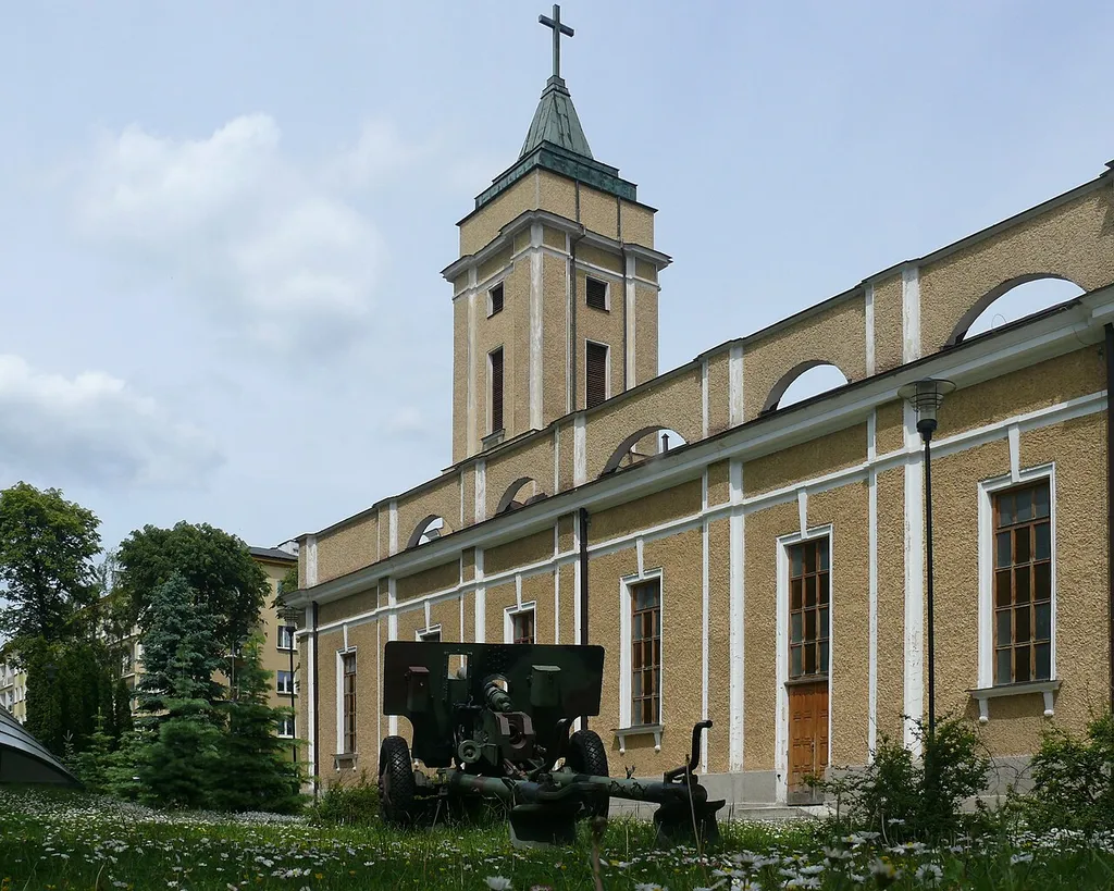 kościół garnizonowy w Lublinie, powstały z przebudowy cerkwi koszarowej