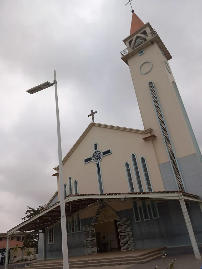 Um local onde os crentes se reúnem para se comunicarem com seu Deus