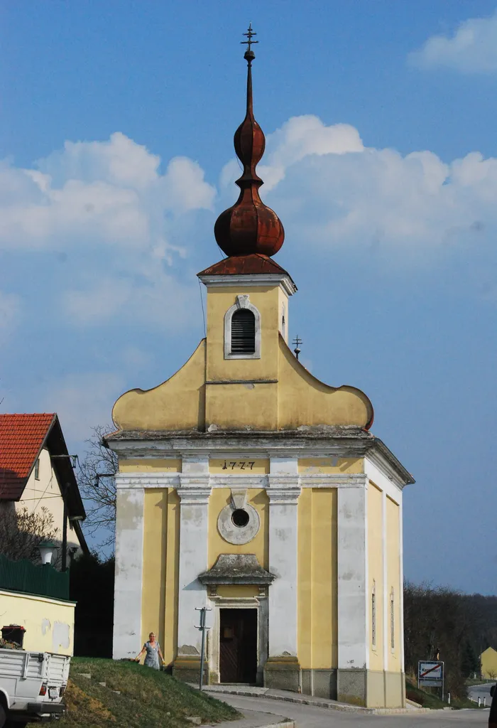 katholische Filialkirche Mater Dolorosa, Magersdorf. Gemeinde Hollabrunn.