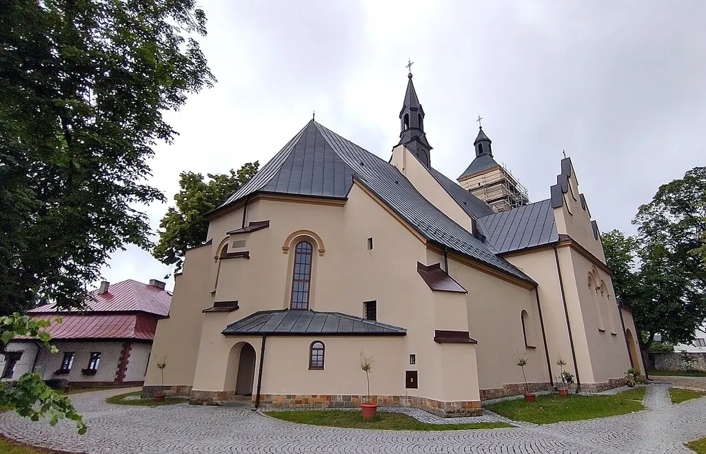 Kościół Wniebowzięcia Najświętszej Maryi Panny w Małogoszczu – rzymskokatolicki kościół parafialny znajdujący się w mieście Małogoszcz, w województwie świętokrzyskim. Należy do dekanatu małogoskiego diecezji kieleckiej.