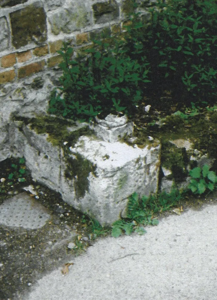Old Milestone