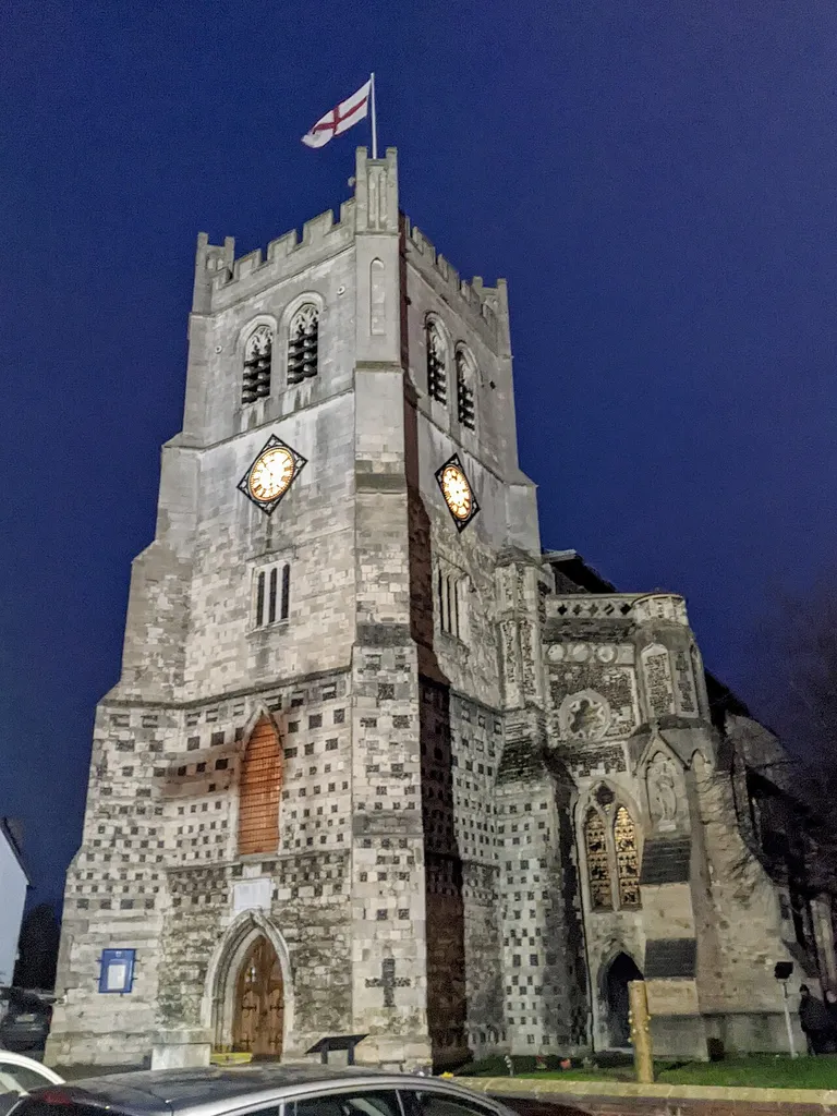 Waltham Abbey Church, Waltham Abbey, Essex at night This is a photo of listed building number 1124155.