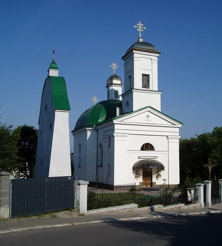 Церква Воскресіння у Винниках під Львовом.