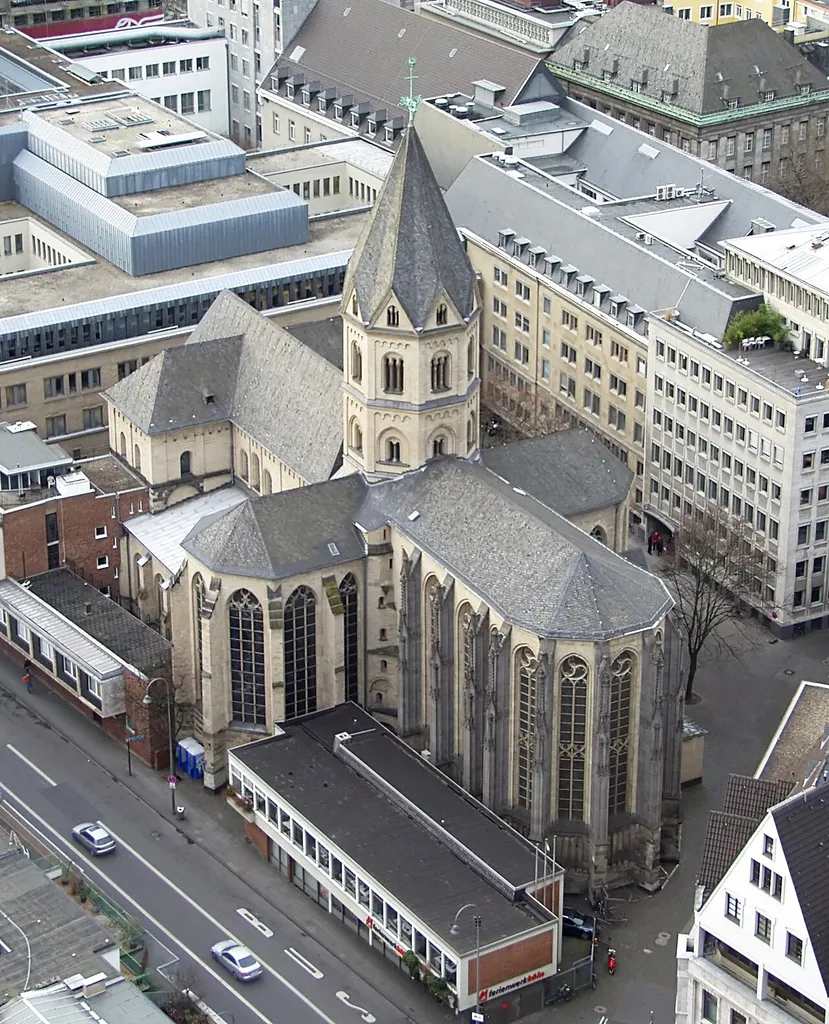 St. Andreas (Köln), vom Südturm des Kölner Domes.