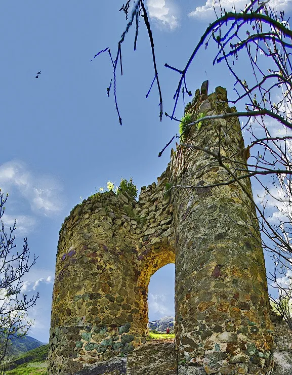 This is a photo of a monument in Azerbaijan identified by the ID 267