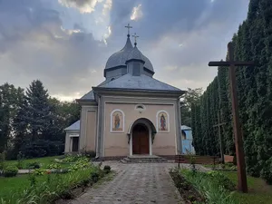 Church of the Virgin Mary, Tarnavka, Ternopil Oblast
