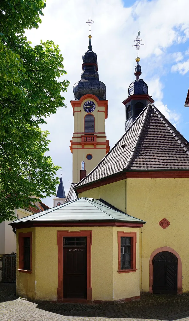 Schriesheim Katholische Kirche von Osten