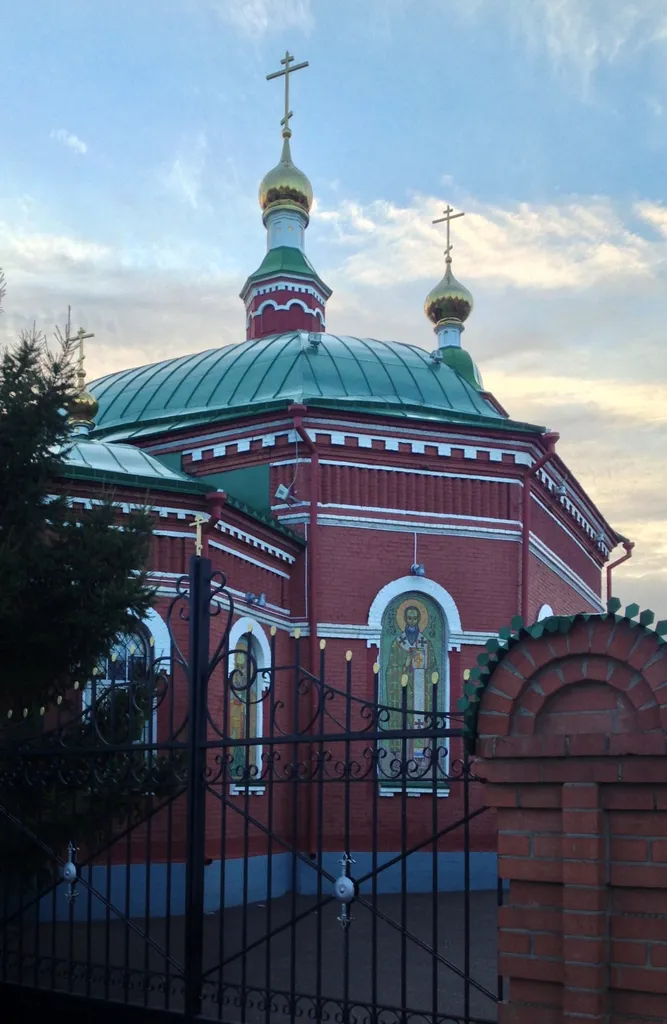 Церковь Иоанна Богослова (Оренбургская область, Оренбург, Григорьевская улица, 10 (Средний переулок, 10))