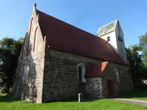 Waßmannsdorf village church