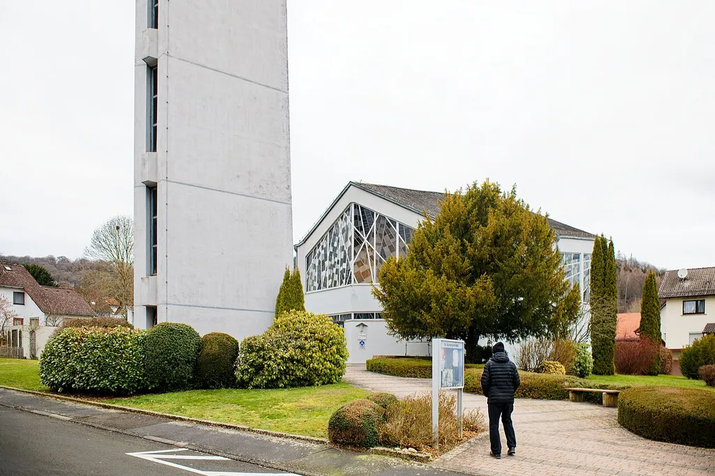Bad Soden-Salmünster: Bad Soden, Weilersweg 4, Ev. Erlöserkirche
