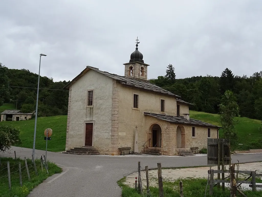 Staffor (Erbezzo, Veneto, Italy), Saint Peter church