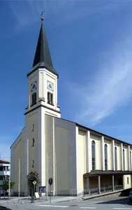 Katholische Stadtpfarrkirche St. Georg und Heilig-Kreuz-Auffindung