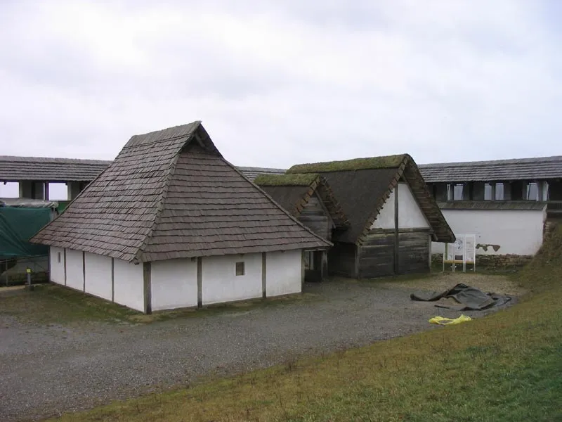Heuneburg Freilichtmuseum GNU FDL Selbstfotografiert de:Kategorie:Bild:Gebäude