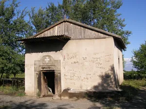 Karmravor Church, Aghavnatun