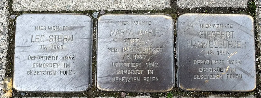Stolpersteine in Magdeburg: Leo Stern, Marta Marie Stern und Siegbert Hammelburger