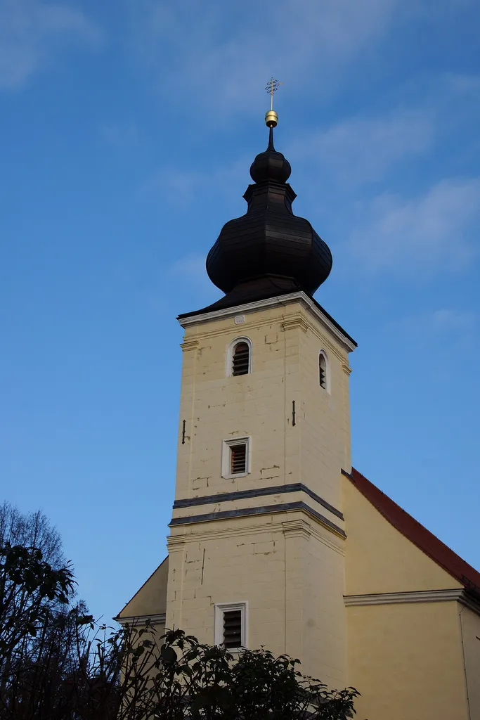 Die Wallfahrtskiche Mariä Himmelfahrt auf dem Frohnberg bei Hahnbach