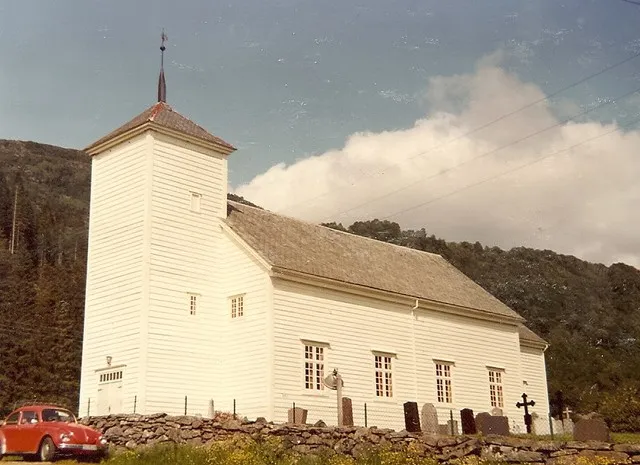 Vevring kirke