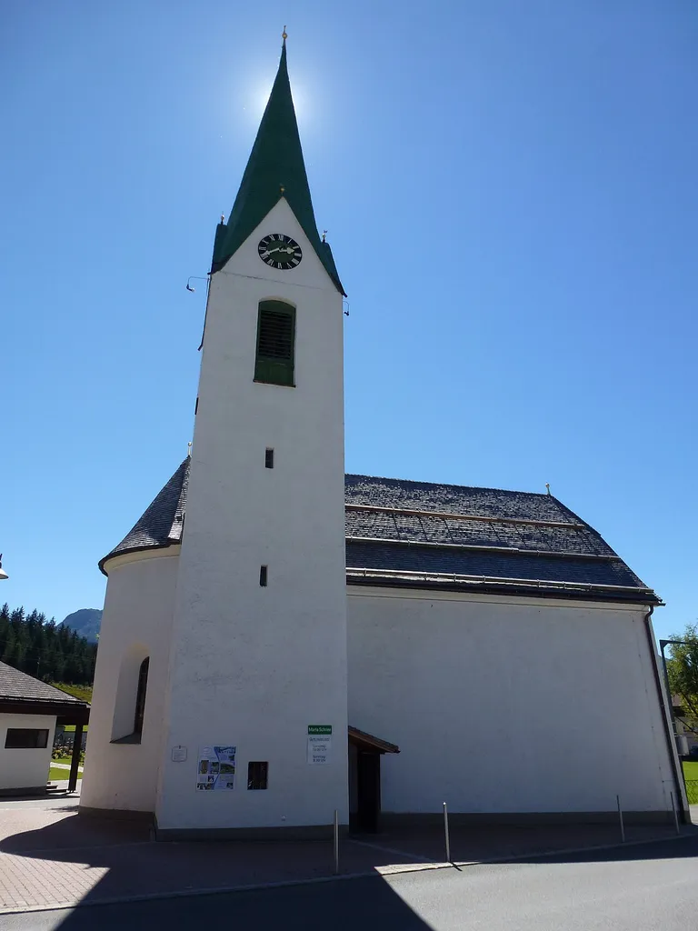 Katholische Pfarrkirche Unsere Liebe Frau Maria Schnee - Dorf 5, Hochfilzen