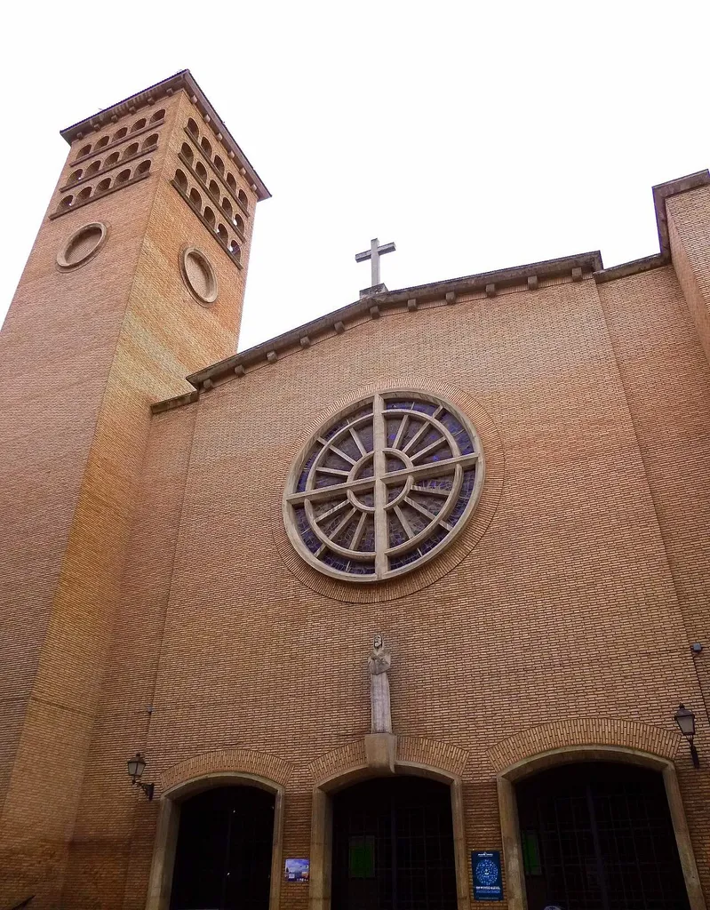 Iglesia de Santa María de Valvanera (PP Capuchinos), en Logroño (La Rioja, España)