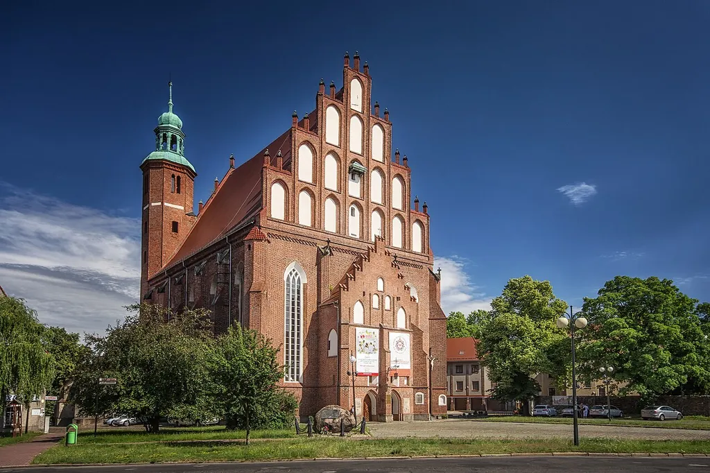 Żary, Kościół Najświętszego Serca Pana Jezusa w Żarach