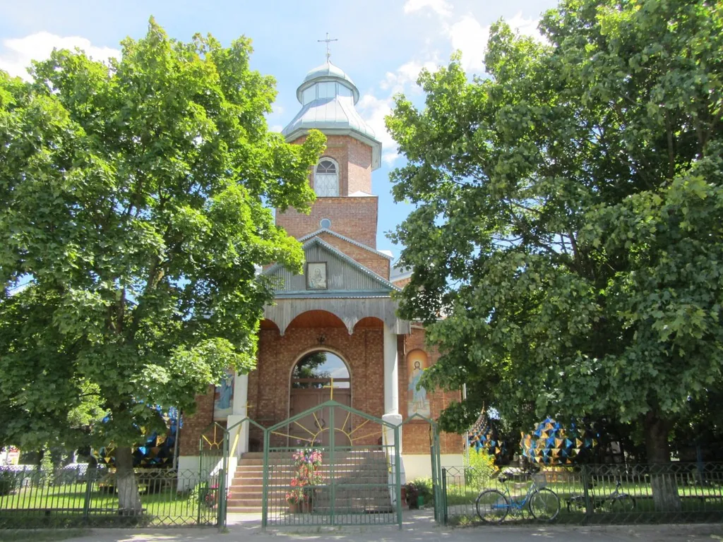 Альшаны. Царква